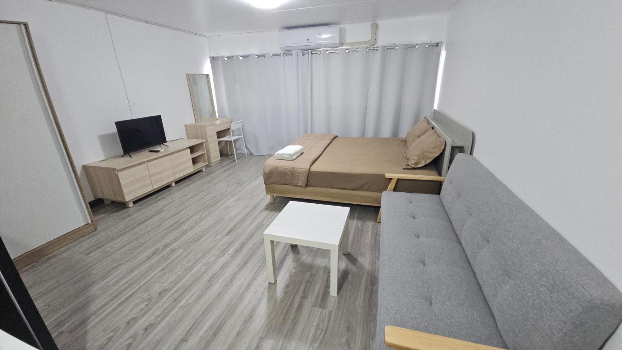 New Room Nonthaburi Luaran gambar