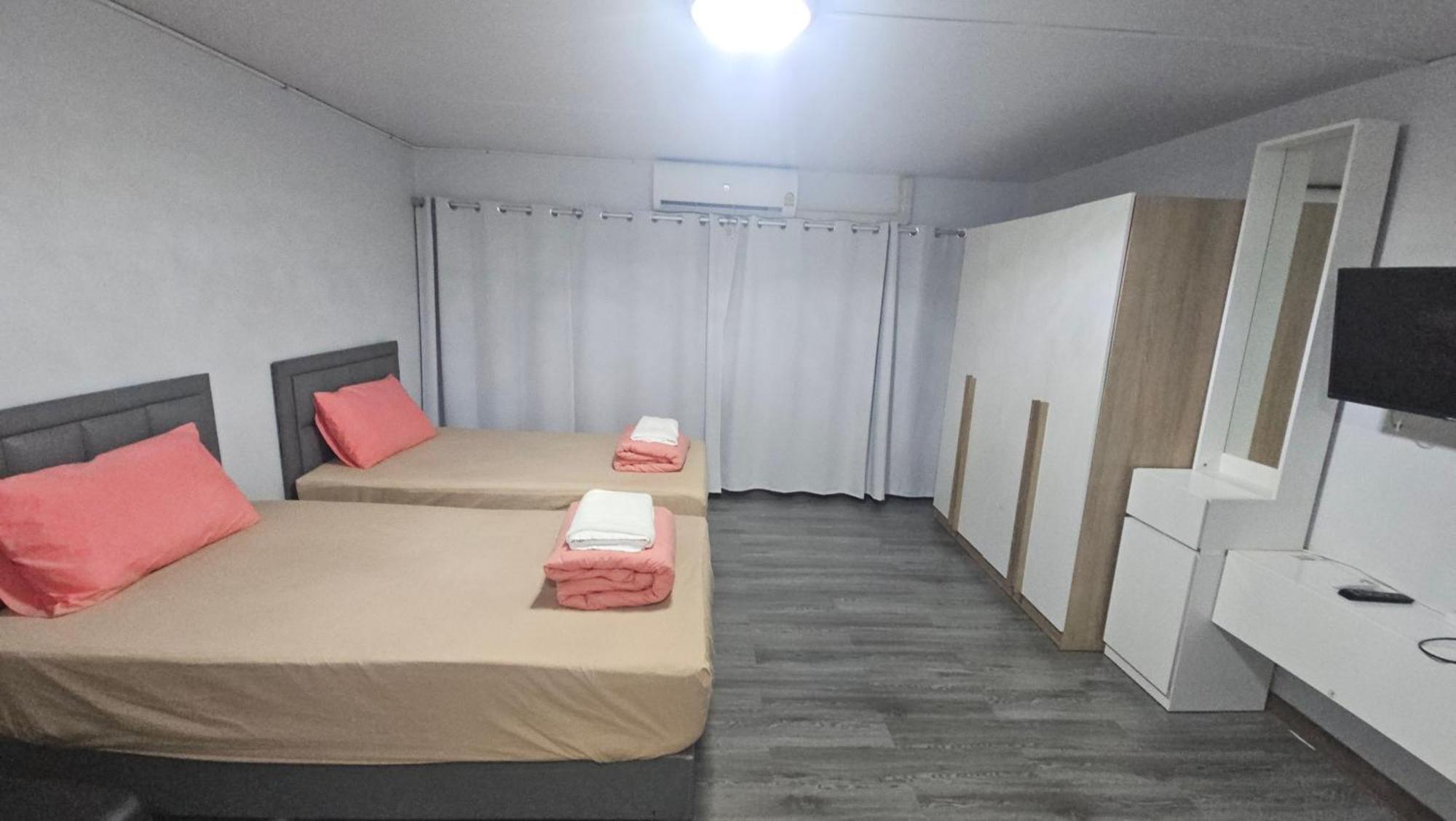 New Room Nonthaburi Luaran gambar